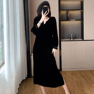 plus Size Velvet Dress French Style Luxury Loose Belly Covering Long Sleeve Elegant Slimming Black Long Dress for Autumn Winter