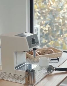 [1 year warranty] DeLonghi ECP 35.31 Coffee Machine Semi-automatic Espresso Coffee Maker