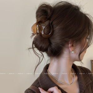 Premium Feeling Pumpkin Shaped Hair Claw: A Stylish Back of Head Shark Clamp