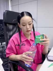 OZY DTX Chlorophyll Plus โอซี ดีท๊อกซ์ คอลโรฟิลล์ พลัส ช่วยการขับถ่ายพร้อมบำรุงผิว ครบจบในซองเดียว(ส่งฟรี)