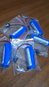 ถ่านชาร์จ Li-ION 14500 3.7V  800mAh Li-ion แบตเตอรี่รถบังคับ มีวงจรป้องกัน bms สายไฟ SM-2P