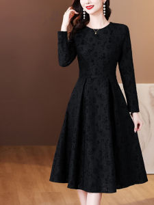 French Waist Cinched Maxi Dress Womens Spring New Style Elegant Mid-Length Heavy Embroidery Black Dress Skirt Polyester Fiber