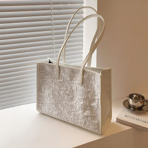 Folded Single Shoulder Tote Bag: Soft Handbag Design for Spring & Summer