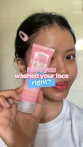 Emina Bright Stuff Facewash: Sabun Muka Cerah Glowing Anti Kusam 50gr & 100gr
