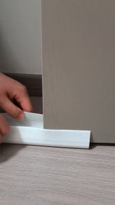 กางเกงกันแมลง แบบสอด กันน้ำ แนะนำกาวในตัว ป้องกันเสียง ที่กั้นประตูกันฝุ่น กันแมลง ขอบประตูกันแอรออก