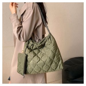 Quilted Tote Bag for Women Padded Down Cotton Hobo Bag Handbags Bucket Bag Bubbles Cloud Bag Fashion Large Shoulder Bag 2023 New