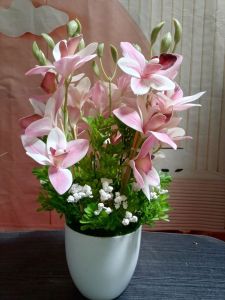 GUBAHAN BUNGA ORCHID LATEX MURAH WARNA PINK DAN JUGA PUTIH