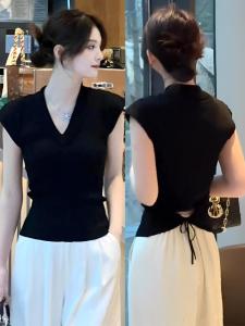 Slim Fit Ice Silk Knitted V-Neck Short Sleeve T-Shirt Back Strap Summer Lightweight Womens Casual Style Fashion Top