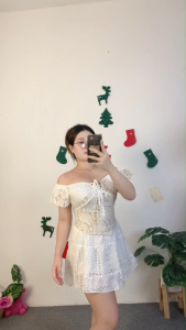 ชุดเซ็ตเสื้อผูกโบว์+กระโปรงสั้น ดีไซน์สุดเซ็กซี่