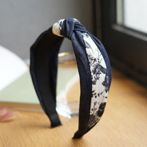 Elegant Personality Headwear: A Guide to Denim Knot Hairbands