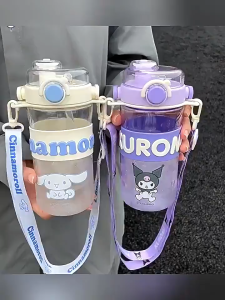 Sanrio Water Bottle 三丽鸥水杯吸管杯 Botol Minum Plastik Gred Makanan School Portable Children Student Kettle