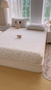 Dansunreve Fitted Bedsheet Garterized Edge Cartoon Bed Sheet Kitty/Rabbit Print Mattress Protector Single Queen King Size