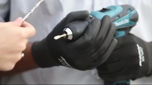 Bor Listrik Tanpa Kabel Makita: Kelebihan & Penggunaannya