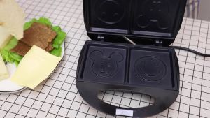 SONIFER Sandwich Maker Cetakan Kartun Roti Sandwich SF-6065