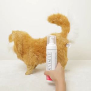 Bọt tắm khô cao cấp HYPONIC dành cho thú cưng hương thơm tinh tế - 190ml