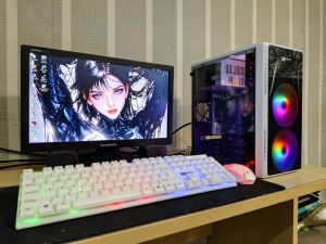 Computer Set Pre- Loved ( OnlineSchoolwork From Home Pisonet)