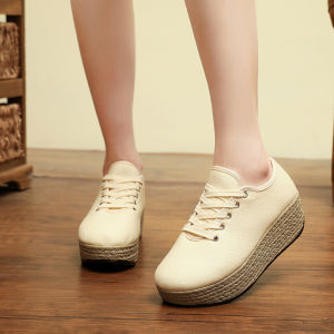 Flat-soled Single Shoes Are Popular Thick-soled Small People To Increase The Height of Casual Womens Shoes