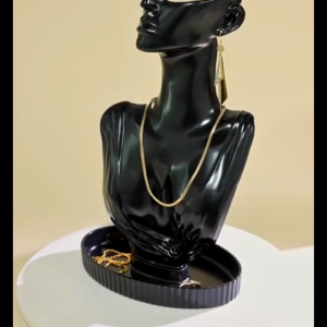 Resin Necklace Earring Display Mannequin Bust Stable Jewelry Display Stand Counter Showcase Prop For Jewelry Store and Product Shooting