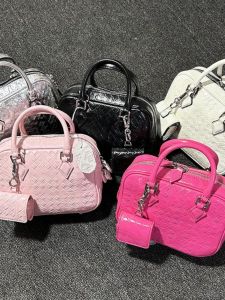 First Layer Cowhide 2024 New Arrival Small Square Box Embossed Womens Bag Fancy Bowling Satchel Shoulder Crossbody Export