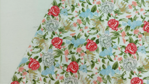 Charlie fabric ผ้าคอตตอนลายดอกกุหลาบ ลายคมชัด สีสดสวยคุณภาพดีใส่สบายมีของส่งไวผ้าลายน่ารักผ้าหลาผ้ามัสลิน