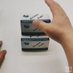 แผ่นแอลกอฮอล์ 75% เช็ด 100 ชิ้น/กล่อง แผ่นทำความสะอาด