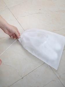 Bộ 10 túi bảo quản giày bằng vải không dệt có dây rút – sạch sẽ gọn gàng tiện lợi G536-TuigiayTrang32x38-10