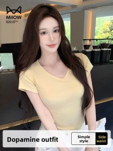 MiiOW | Yellow V-neck Short Sleeve Womens Slim Fit Dopaamine Style T-shirt Cat Person Brand New 2025 Folded Hemline Casual Top