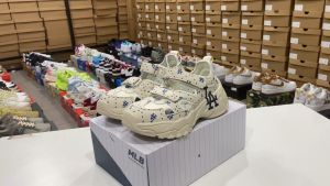 MLB Chunky Mask LA/NY รองเท้าผ้าใบ แบบสวม สไตล์เกาหลี Sz.36-44 Eu พร้อมกล่อง+ถุงกระดาษ ครบเซท V81A100