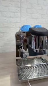 เครื่องชงกาแฟกึ่งอัตโนมัติZBS-10B ความจุหม้อน้ำ :6L 15บาร์