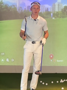 ไม้วอร์มอัพไดรเวอร์ก้านนิ่ม PGM (HGB018) Golf Swing Trainer Aid For Right Handed