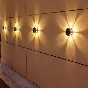 ไฟผนังพลังงานแสงอาทิตย์กันน้ํากลางแจ้ง Super Bright ไฟสวนพลังงานแสงอาทิตย์สําหรับลานลานระเบียงทางเดิน LED Wall Wash Light