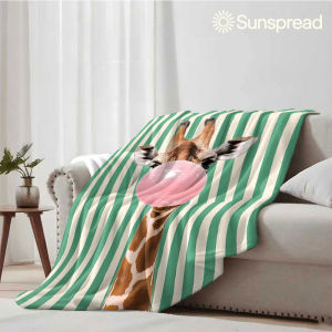 Beast Kingdom | Giraffe Bubblegum Soft Warm Flannel Blanket Lightweight Cozy Christmas Halloween Home Decor Room