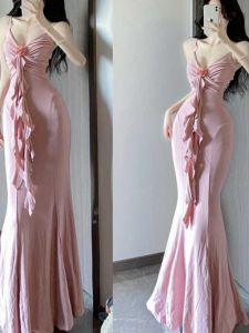 ชุดเดรสยาวสีชมพูคอวีแขนกุดเอวสูงทรงเอเซ็กซี่สำหรับผู้หญิงในช่วงฤดูร้อน