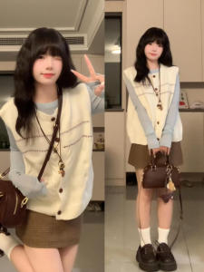 College Style Knitted Cardigan round Neck Vest Womens Autumn Winter New Korean System Layering Vest Outerwear Shoulder Pad