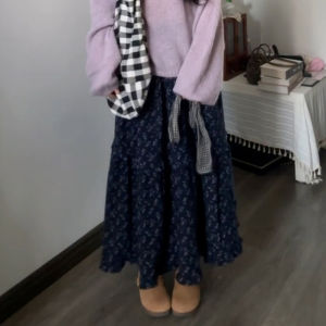 Korean Style Winter Lazy Floral Print Mini Skirt And Knitted Sweater Two Piece Set for Young Women Elegant And Fashionable