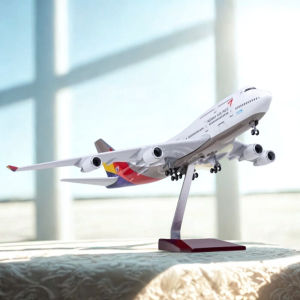 1:150 Scale 47cm ASIANA 747 Airplane Aircraft Model Korea Plane With Wheel Light for Collection Of Presents Plane Toy Gift