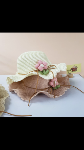 Mũ cói rộng vành cho bé gái 2-6 tuổi đính hoa dễ thương nón bèo vòng đầu 52cm che nắng đi biển Urombaby