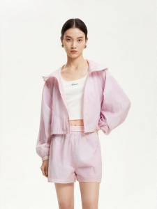 Vero Moda | Quần Short Thể Thao Nữ In Hình Tim