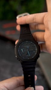 Jam Tangan Pria Casio G-Shock GA-2100-1A2 CasiOak Neon Accent Series Men Digital Analog Dial Black Resin Band