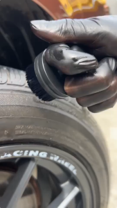 Force1แปรงทำความสะอาดรายละเอียดแบบนุ่มสำหรับยางสีดำ แว็กซ์ขัดเงา