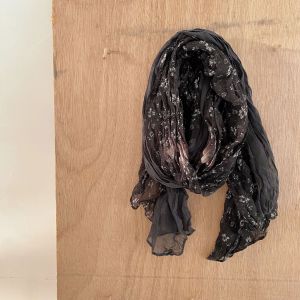 Khăn Choàng Thời Trang Mỏng Phong Cách Hàn Quốc Cho Nữ Đa Năng Mùa Xuân 2025 Khăn Choàng Lụa Họa Tiết Hoa Trang Trí