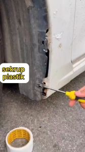 Klip Bemper Universal Mobil - Set 100/620Pcs Plastik Tahan Lama Cocok Semua Merk Mobil-Kotak Rapi