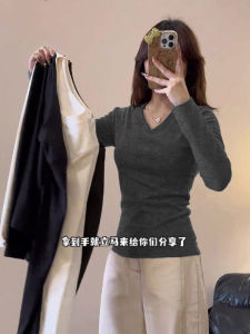 Áo Thun Cổ Chữ V Màu Xám Dày Dặn Có Lót Lông Cừu Cho Nữ Mùa Thu Đông Áo Thun Bó Sát Cơ Bản Tay Dài Dáng Ôm