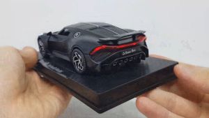 Diecast Miniatur Mobil - Bugatti La Voiture Noire Skala 1:32 Diecast Alloy Logam Mobil Mainan Terdapat Lampu dan Suara - Mobil Pajangan Miniatur Buggati La VOITURE NOIRE Hitam Merah Putih 1/32