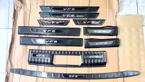 Ốp chống trầy cốp trong ngoài xe Vinfast VF6 Vân CARBON hàng cao cấp