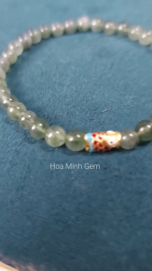 Vòng tay đá Thạch Anh Tóc Xanh size 5.4 li phối charm cá chép xanh may mắn thịnh vượng phong thủy mệnh Mộc Hỏa | Hoa Minh Gem