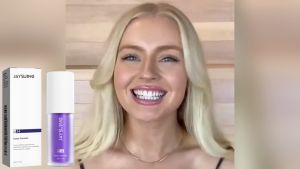 【Favorable Discount】JAYSUING V34 Colour Corrector Toothpaste Against Teeth And Gum Repair Gum Purple Toothpaste Remove Teeth Stain Toothpaste For Teeth Whitening Reduce Yellowing Tooth Whitening Purple Tooth Whitening Yellow Bright Whitening Teeth 30ml