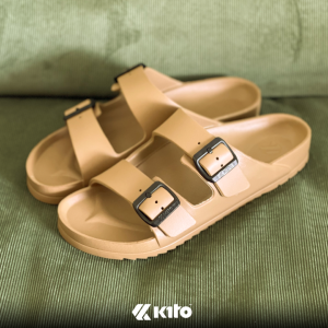 รองเท้าแตะชายหาด Kito สำหรับผู้ชาย รองเท้าแตะแบบสวมลำลอง ทรงแบน สวมใส่สบาย สำหรับกลางแจ้ง ฤดูร้อน 2025 รองเท้าแตะชายหาด EVA สวมใส่สบาย