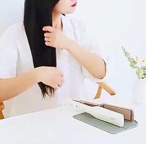 Portable Silicone Heat Resistant Mat Hair Straightener Curler Insulation Pad Non-Slip Anti Heat Mat Hair Styling Tool For Travel