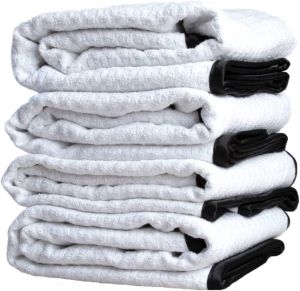 Adams Great White Microfiber Drying Towel / 61cm x 92cm - Soft & Absorbent Microfiber Drying Towel That Wont Scratch